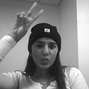 Meet your Posher, Wagma